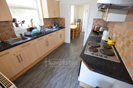 1 bedroom House share to let in Cecil Road, Kingsthorpe, Northampton, NN2