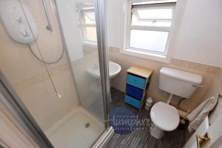 1 bedroom House share to let in Cecil Road, Kingsthorpe, Northampton, NN2