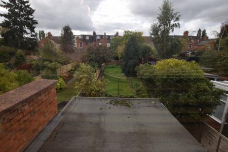 1 bedroom House share to let in Cecil Road, Kingsthorpe, Northampton, NN2