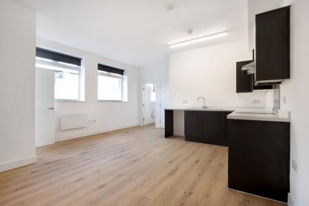 1 bedroom Flat to let in Kettering Road, Town Centre, Northampton, NN1