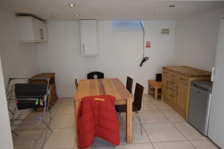 1 bedroom House share to let in Hood Street, Northampton, NN1