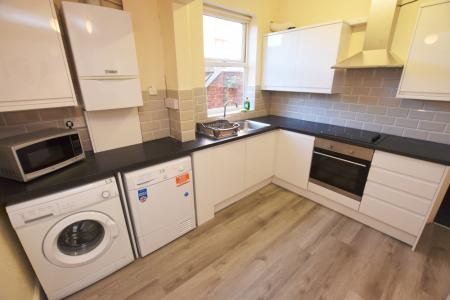 1 bedroom Terraced House to let in Purser Road, Abington, Northampton, NN1