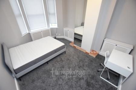 1 bedroom House share to let in London Road, Far Cotton, Northampton, NN4