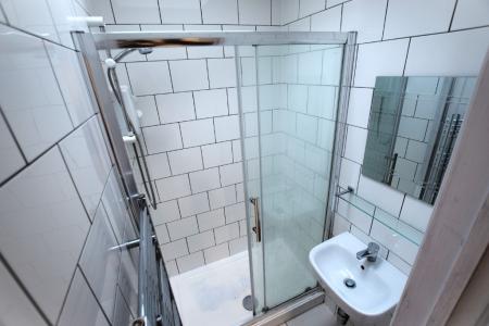 1 bedroom Terraced House to let in Euston Road, Far Cotton, Northampton, NN4