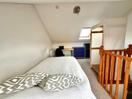 4 bedroom Terraced House to let in (26/27) Glentworth Road, Nottingham, NG7