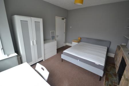 4 bedroom Terraced House to let in Exchange Road, West Bridgford, NG2