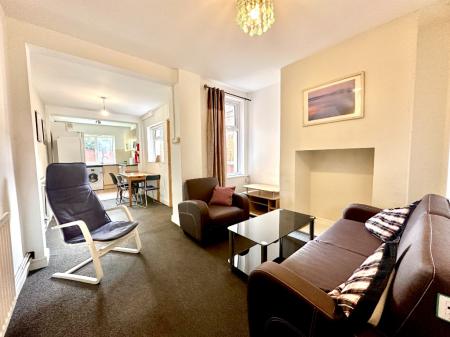 1 bedroom Terraced House to let in Glentworth Road, Nottingham, NG7