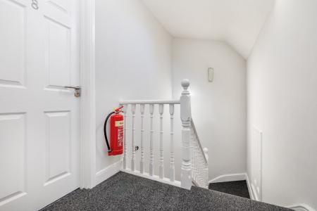 6 bedroom Town house to let in Radford Road, Radford, Nottingham, NG7