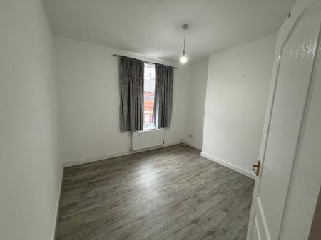 2 bedroom Terraced House to let in Shrewsbury Road, Sneinton, NG2