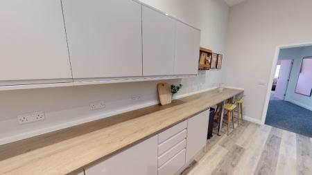 6 bedroom Flat to let in Broad Street, City Centre, Nottingham, NG1