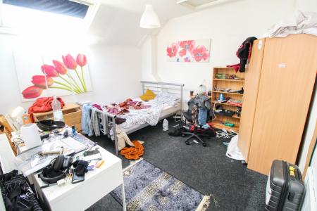 4 bedroom Flat to let in Montpelier Road (4 Bed), Dunkirk, Nottingham, NG7