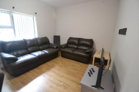 6 bedroom Semi-detached house to let in Sherwin Road, Lenton, Nottingham, NG7