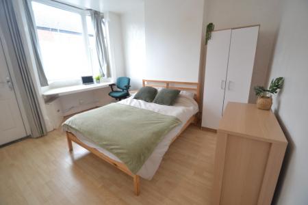 4 bedroom Terraced House to let in Claude Street, Dunkirk, Nottingham, NG7