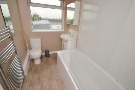 5 bedroom Semi-detached house to let in Allenfield Court, Park Road, Nottingham, NG7