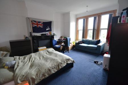 7 bedroom Detached house to let in Hope Drive, The Park, Nottingham, NG7