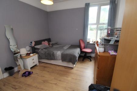 6 bedroom Semi-detached house to let in Lenton Boulevard, Lenton, Nottingham, NG7