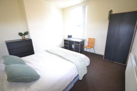 3 bedroom Detached house to let in Cloister Street, Dunkirk, Nottingham, NG7