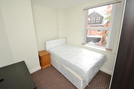 7 bedroom Terraced House to let in Berridge Road, Sherwood Rise, Nottingham, NG7