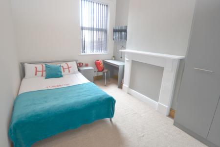 6 bedroom Detached house to let in Melton Road, West Bridgford, NG2