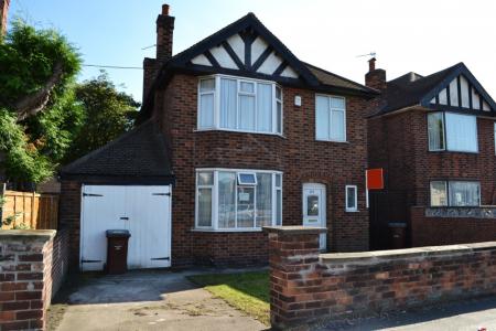 5 bedroom Detached house to let in Derby Road, Lenton, Nottingham, NG7