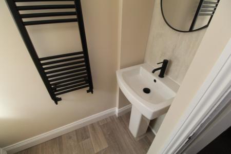 2 bedroom Flat to let in Denman Street, Radford, Nottingham, NG7