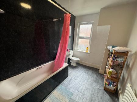 3 bedroom Detached house to let in Watkin Street, Nottingham, NG3