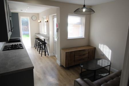 4 bedroom Terraced House to let in Claude Street, Dunkirk, Nottingham, NG7