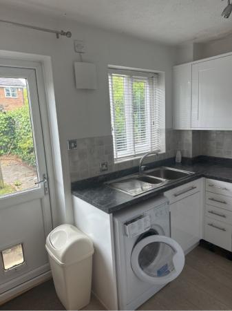 2 bedroom Flat to let in Heron Drive, Lenton, Nottingham, NG7