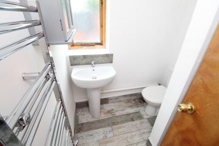 6 bedroom Detached house to let in Balfour Road, Lenton, Nottingham, NG7