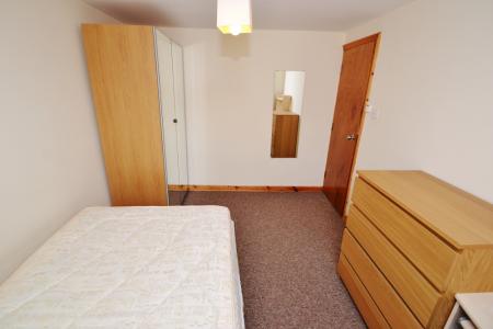 6 bedroom Detached house to let in Balfour Road, Lenton, Nottingham, NG7