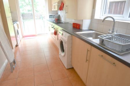 5 bedroom Detached house to let in Rutland Road, West Bridgford, NG2