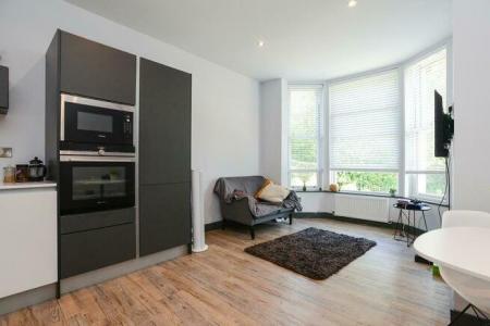 1 bedroom Flat to let in Park Suites, Arboretum, Nottingham, NG7