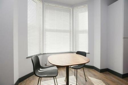 1 bedroom Flat to let in Park Suites, Arboretum, Nottingham, NG7