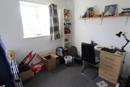 3 bedroom Detached house to let in Heron Drive, Lenton, Nottingham, NG7