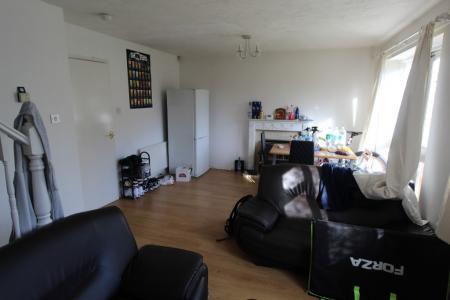 3 bedroom Detached house to let in Heron Drive, Lenton, Nottingham, NG7
