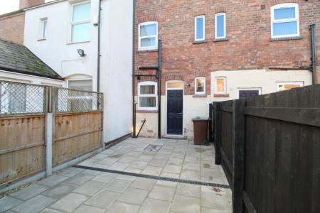 3 bedroom Terraced House to let in Mundella Road, The Meadows, Nottingham, NG2