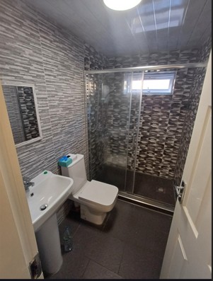 5 bedroom Detached house to let in Harrington Drive, Lenton, Nottingham, NG7