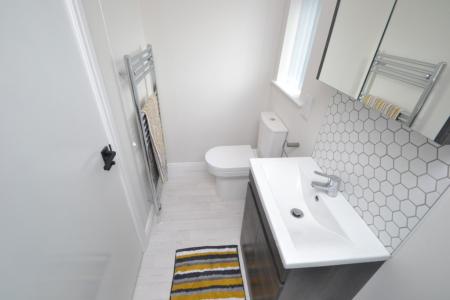 1 bedroom Flat to let in Henry Road, West Bridgford, NG2