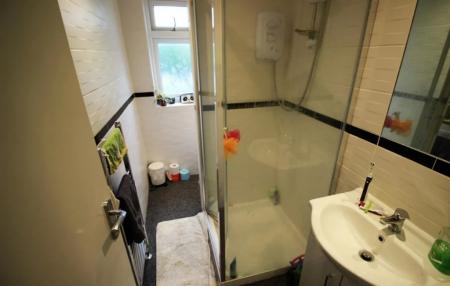 3 bedroom Semi-detached house to let in Lace Street, Dunkirk, Nottingham, NG7