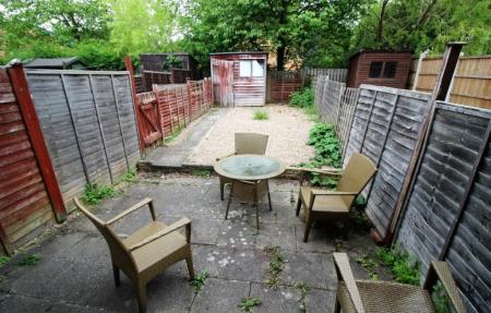 3 bedroom Semi-detached house to let in Montpellier Road, Dunkirk, Nottingham, NG7