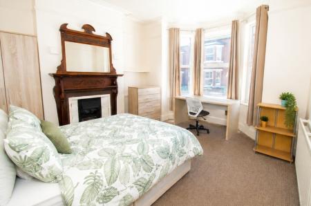 (4BED) Kimbolton Avenue, Lenton, Nottingham, NG7