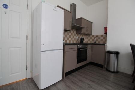 1 bedroom Flat to let in (26/27) Castle Boulevard, Lenton, Nottingham, NG7