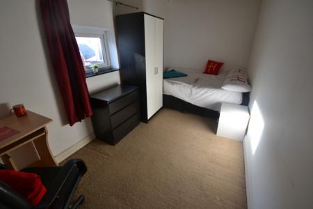 1 bedroom Flat to let in Ilkeston Road (1 Bed), Radford, Nottingham, NG7