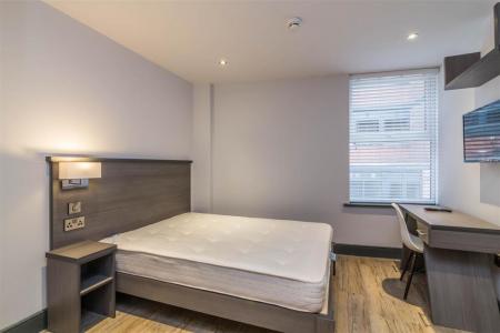 7 bedroom Apartment to let in Howard Street, City Centre, Nottingham, NG1