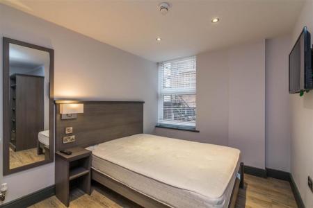 7 bedroom Apartment to let in Howard Street, City Centre, Nottingham, NG1