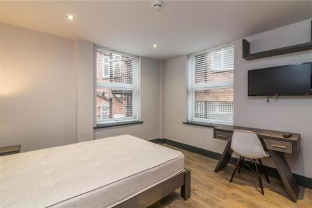 7 bedroom Apartment to let in Howard Street, City Centre, Nottingham, NG1