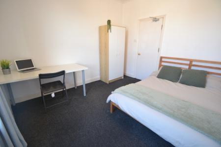 3 bedroom Terraced House to let in Claude Street, Dunkirk, Nottingham, NG7