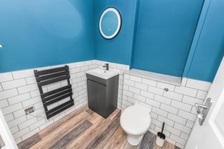 12 bedroom Town house to let in (12-bed) Waverley Street, Arboretum, Nottingham, NG7