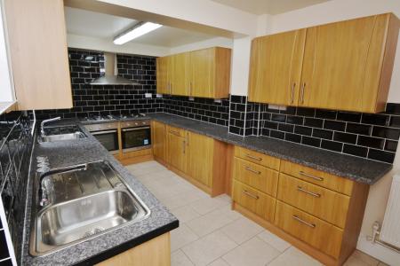 6 bedroom Detached house to let in (6BED) Berridge Road, Sherwood Rise, Nottingham, NG7