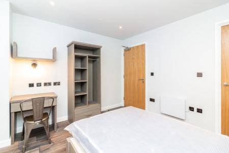 6 bedroom Apartment to let in Howard Street, Nottingham, NG1